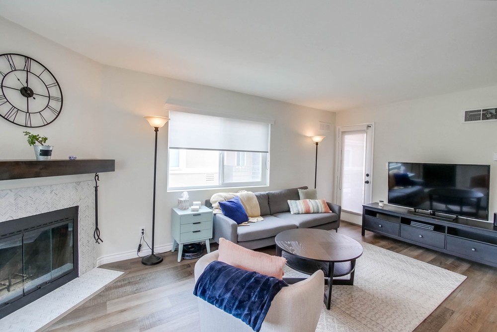 Virtual tour photo 8 of 24 for 7405 Charmant Dr UNIT 2312