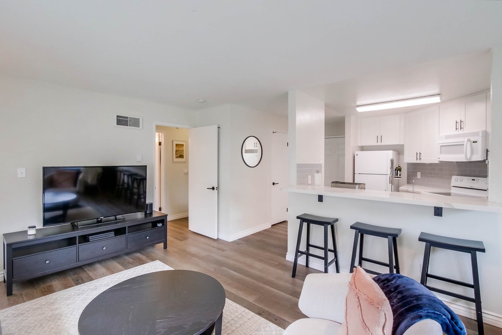 Virtual tour photo 9 of 24 for 7405 Charmant Dr UNIT 2312