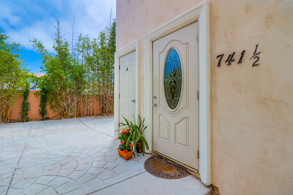 Virtual tour photo 4 of 41 for 741 1/2 Agate St