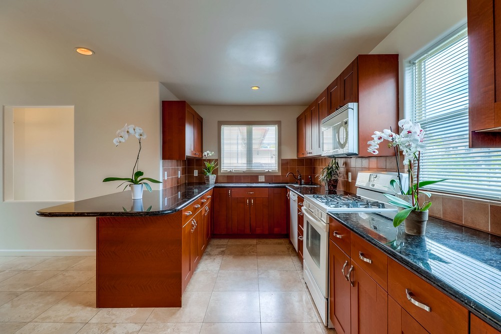 Virtual tour photo 18 of 41 for 741 1/2 Agate St