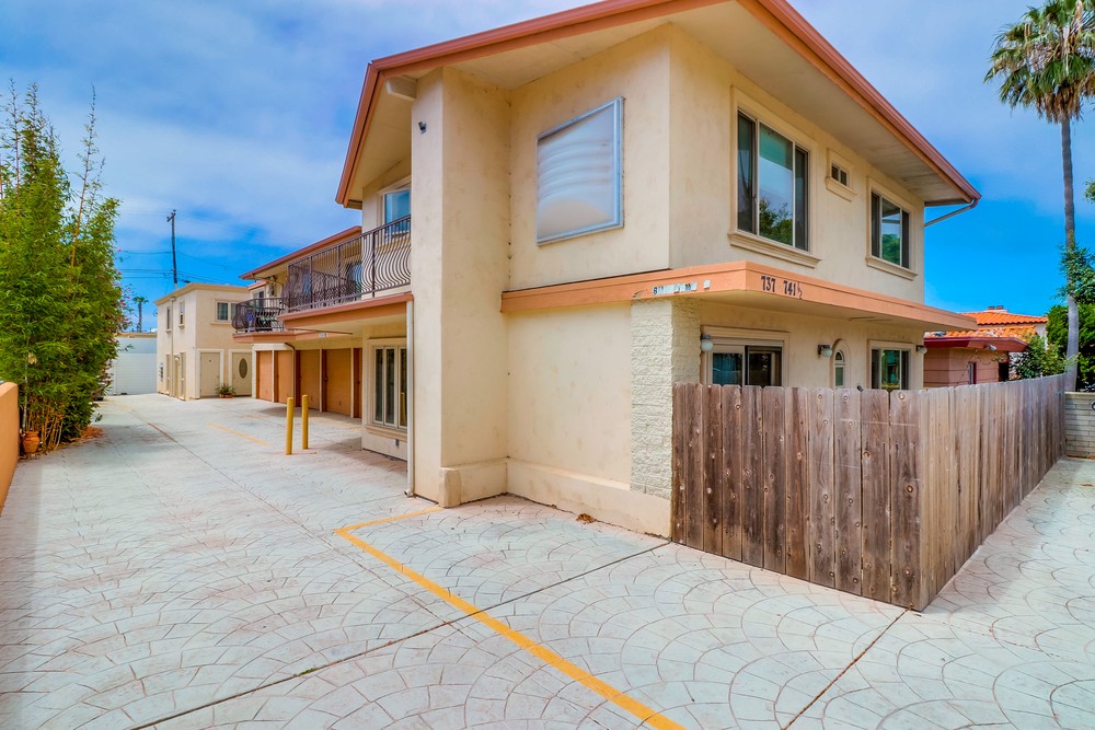 Virtual tour photo 40 of 41 for 741 1/2 Agate St