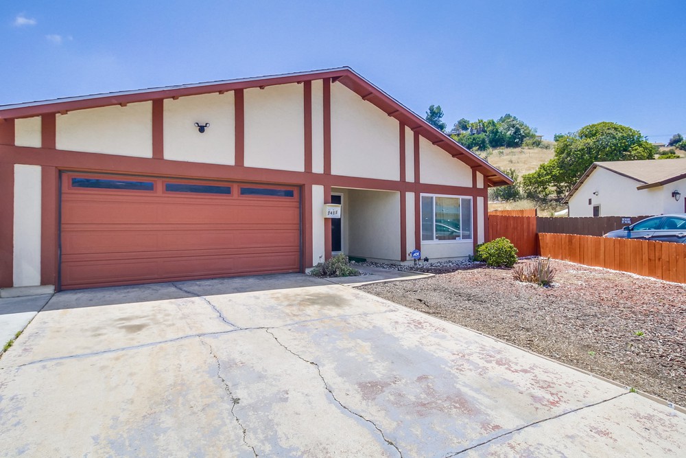 Virtual tour photo 4 of 45 for 7411 Black Oak Rd