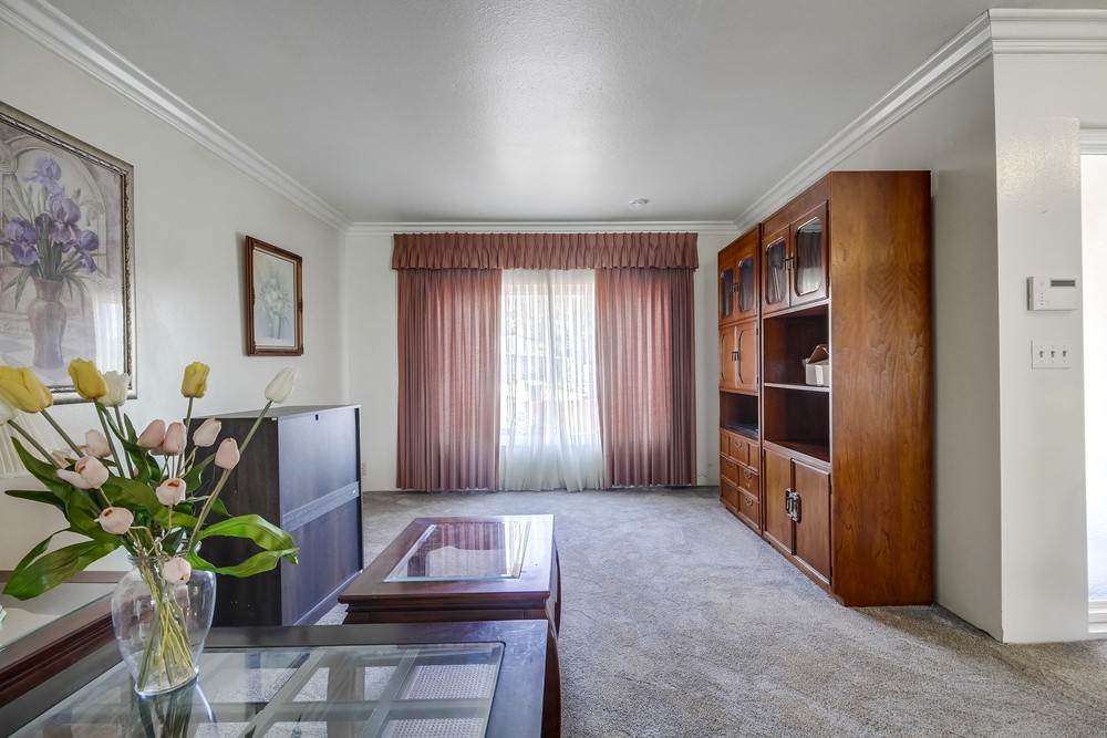 Virtual tour photo 10 of 45 for 7411 Black Oak Rd