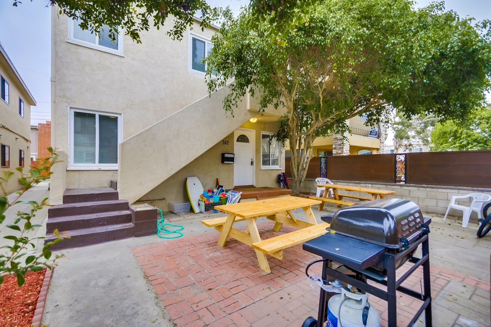 Virtual tour photo 5 of 47 for 742 Jamaica Court