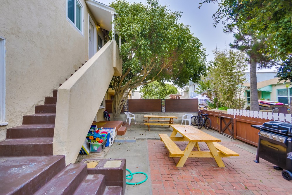 Virtual tour photo 6 of 47 for 742 Jamaica Court