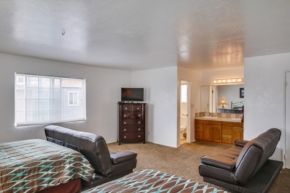 Virtual tour photo 44 of 47 for 742 Jamaica Court