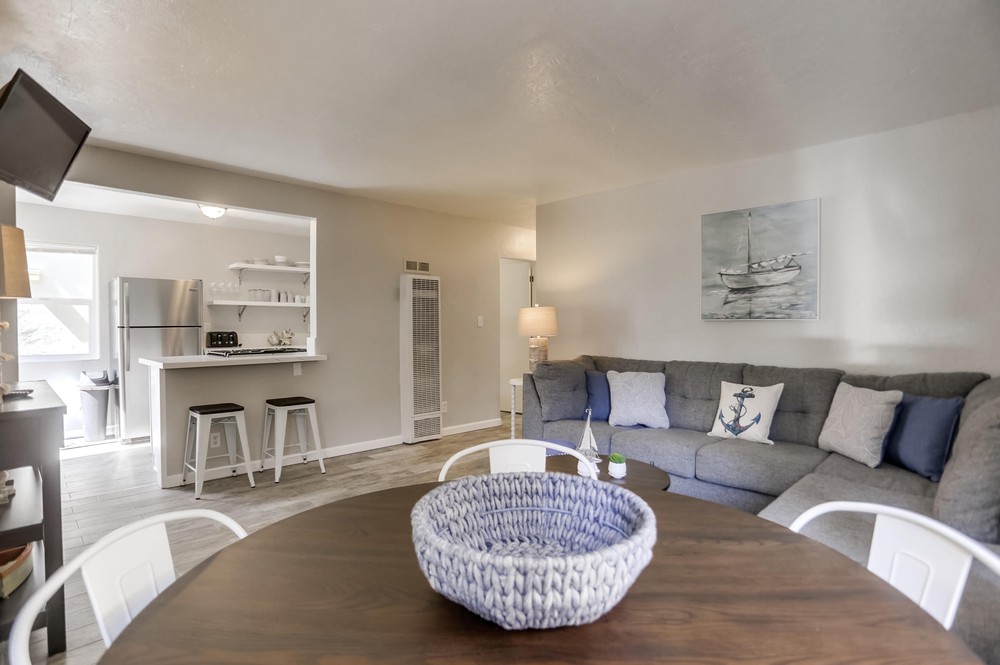 Virtual tour photo 13 of 67 for 742 Jamaica Ct