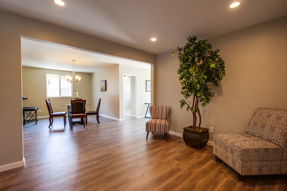 Virtual tour photo 11 of 42 for 742 Piccard Ave