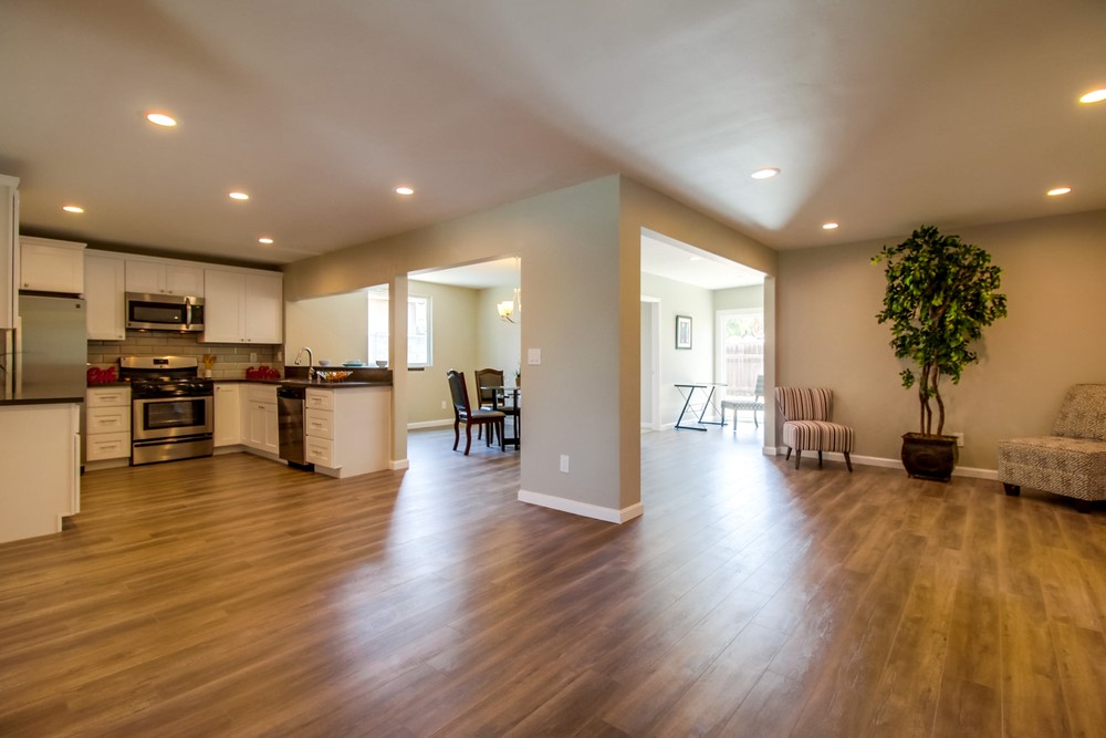 Virtual tour photo 13 of 42 for 742 Piccard Ave