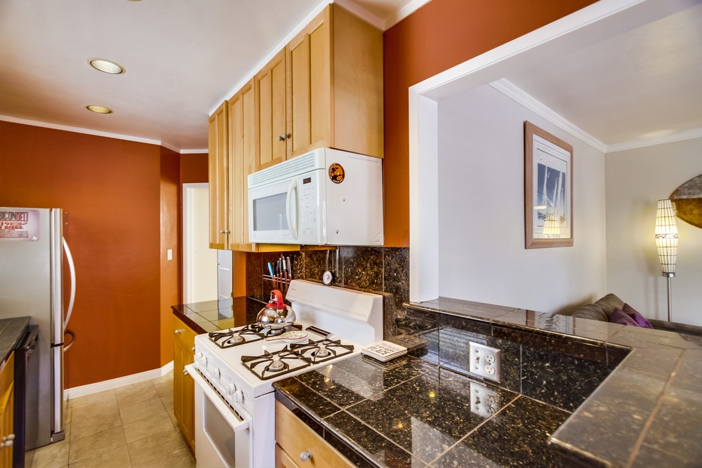 Virtual tour photo 16 of 38 for 742 Yarmouth Ct