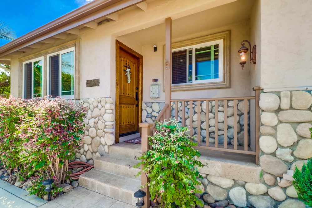 Virtual tour photo 10 of 44 for 7426 Blix St