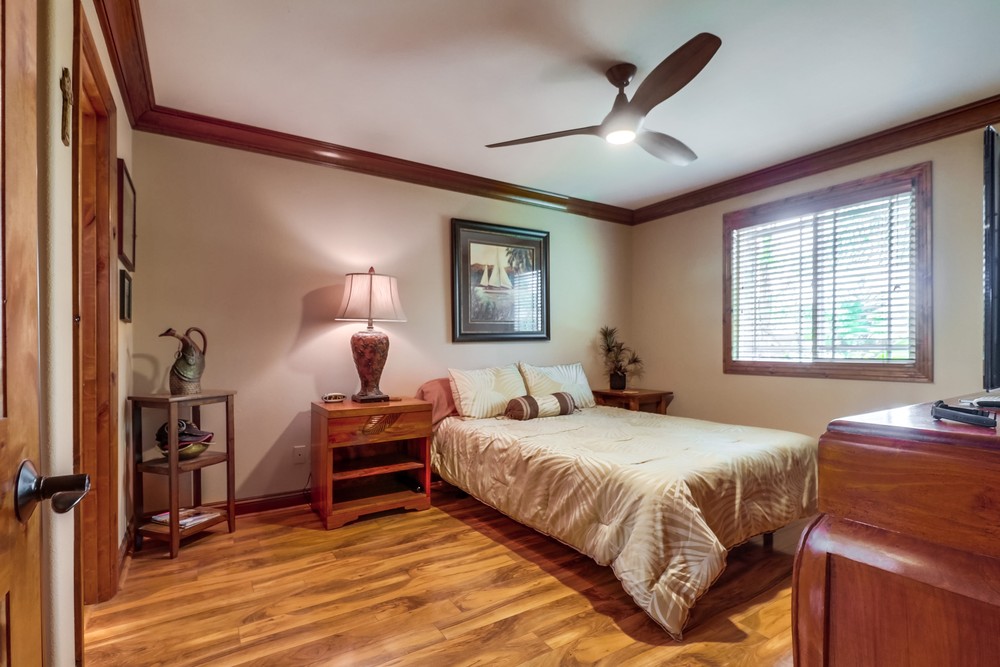 Virtual tour photo 29 of 44 for 7426 Blix St