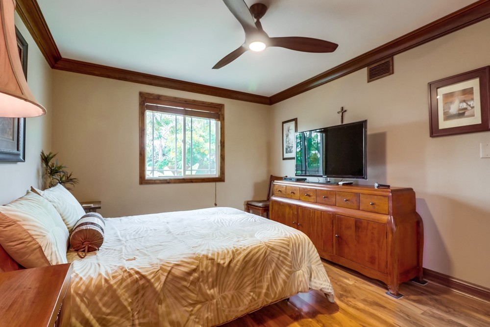 Virtual tour photo 30 of 44 for 7426 Blix St
