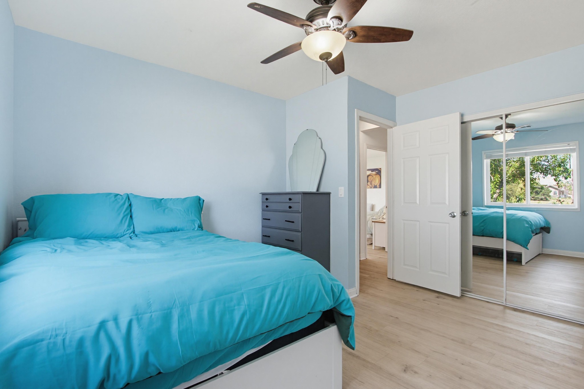 Virtual tour photo 43 of 61 for 743 Davis St