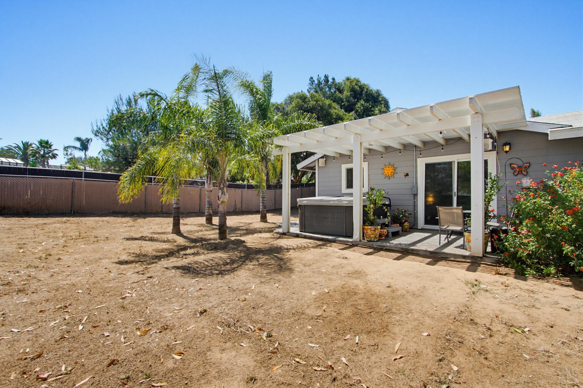 Virtual tour photo 55 of 61 for 743 Davis St