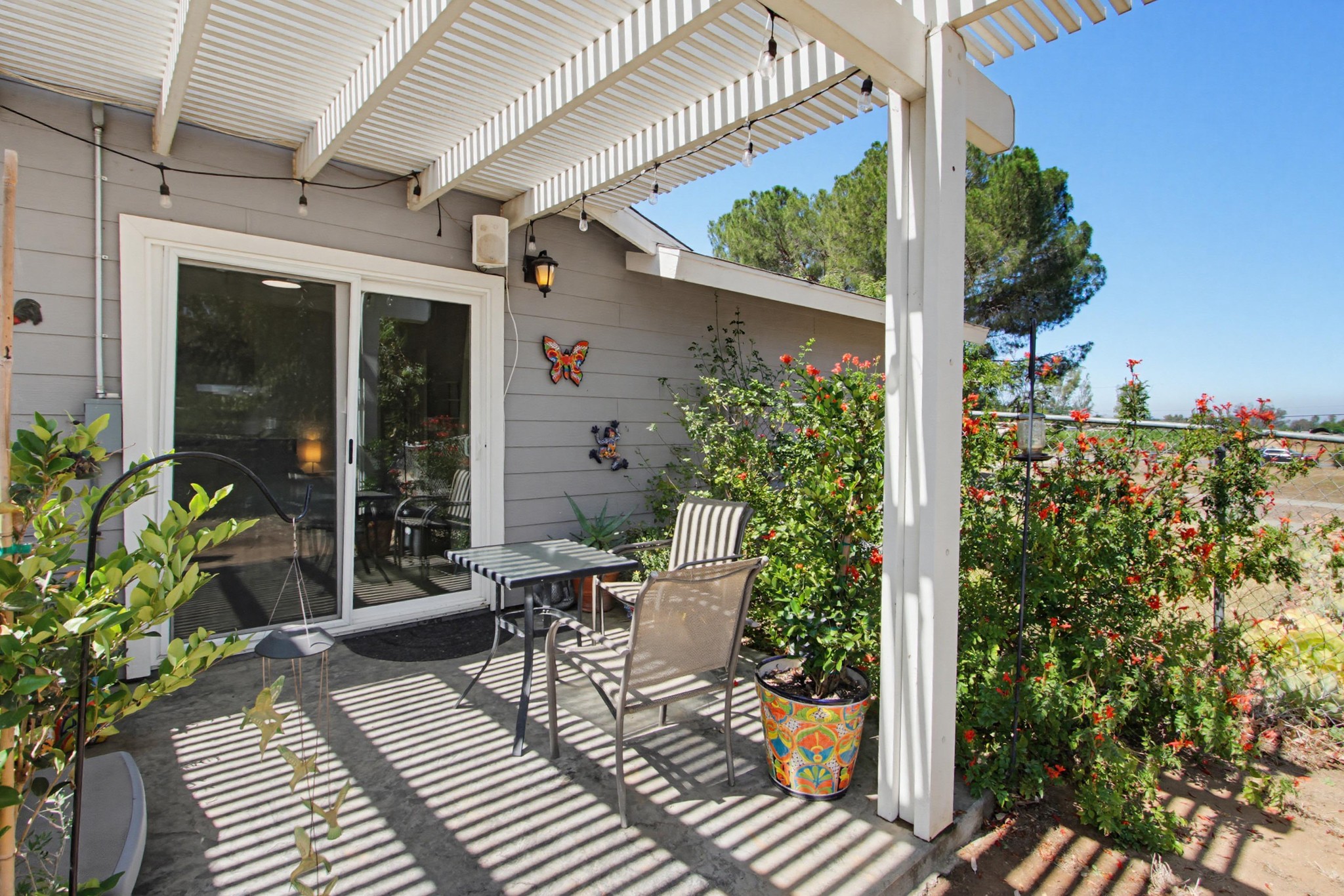 Virtual tour photo 57 of 61 for 743 Davis St