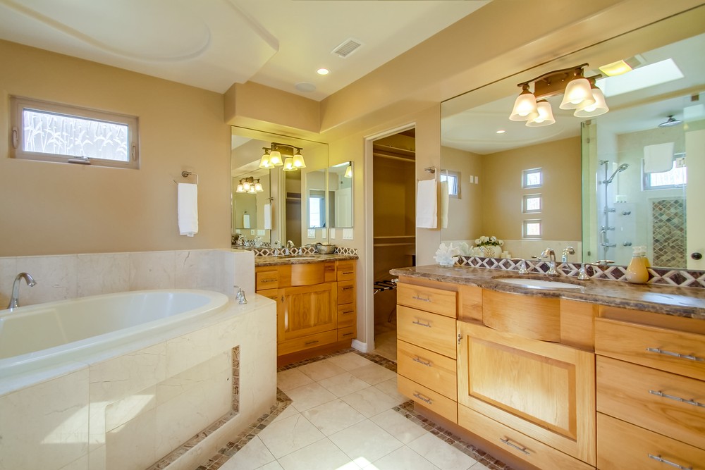 Virtual tour photo 31 of 68 for 743 Dover Ct