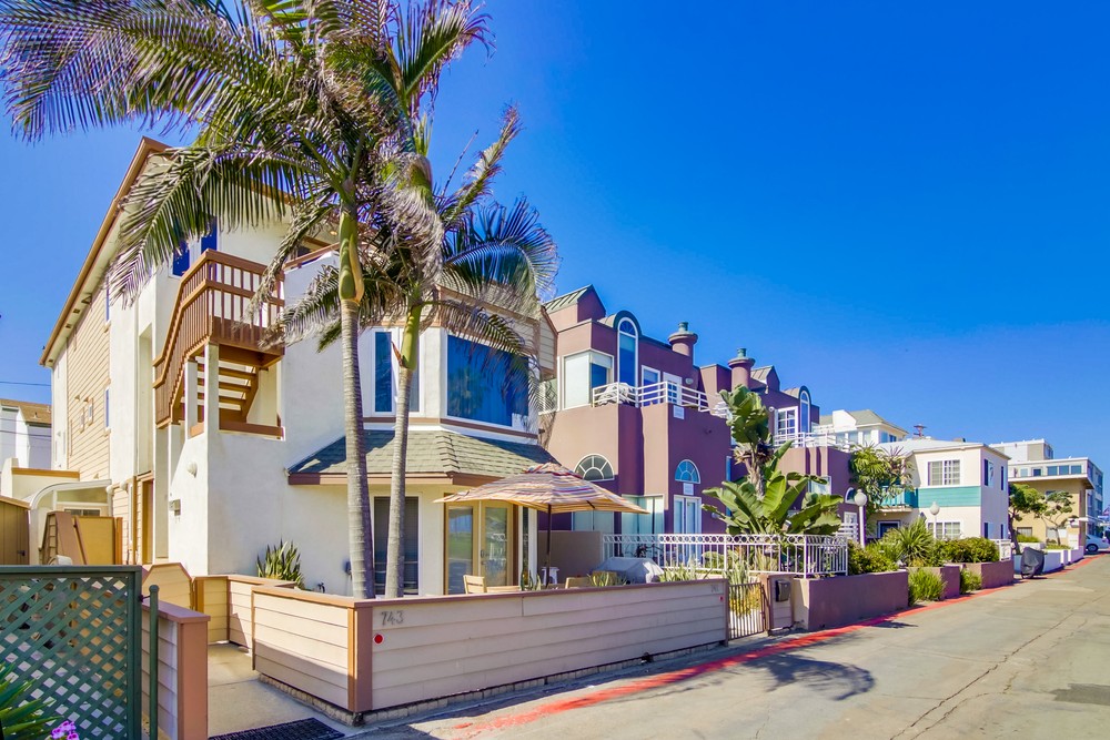 Virtual tour photo 4 of 59 for 743 San Fernando Pl
