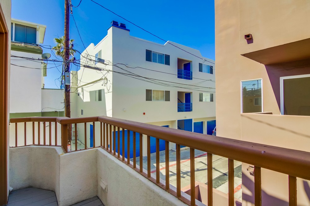 Virtual tour photo 30 of 59 for 743 San Fernando Pl