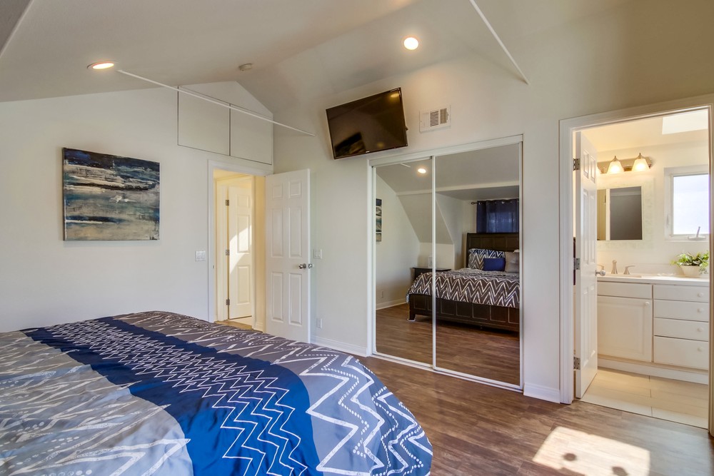 Virtual tour photo 37 of 59 for 743 San Fernando Pl