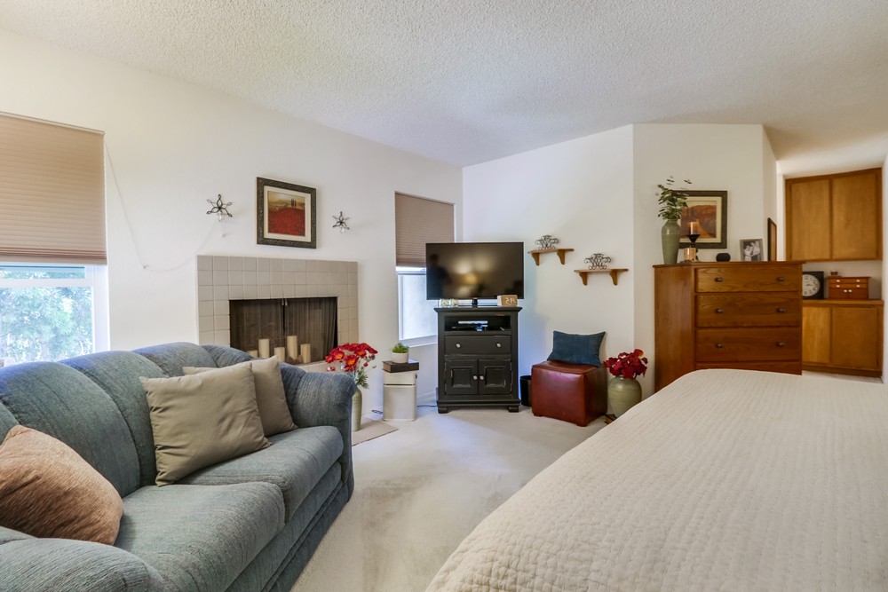 Virtual tour photo 25 of 44 for 7441 Rainswept Ln