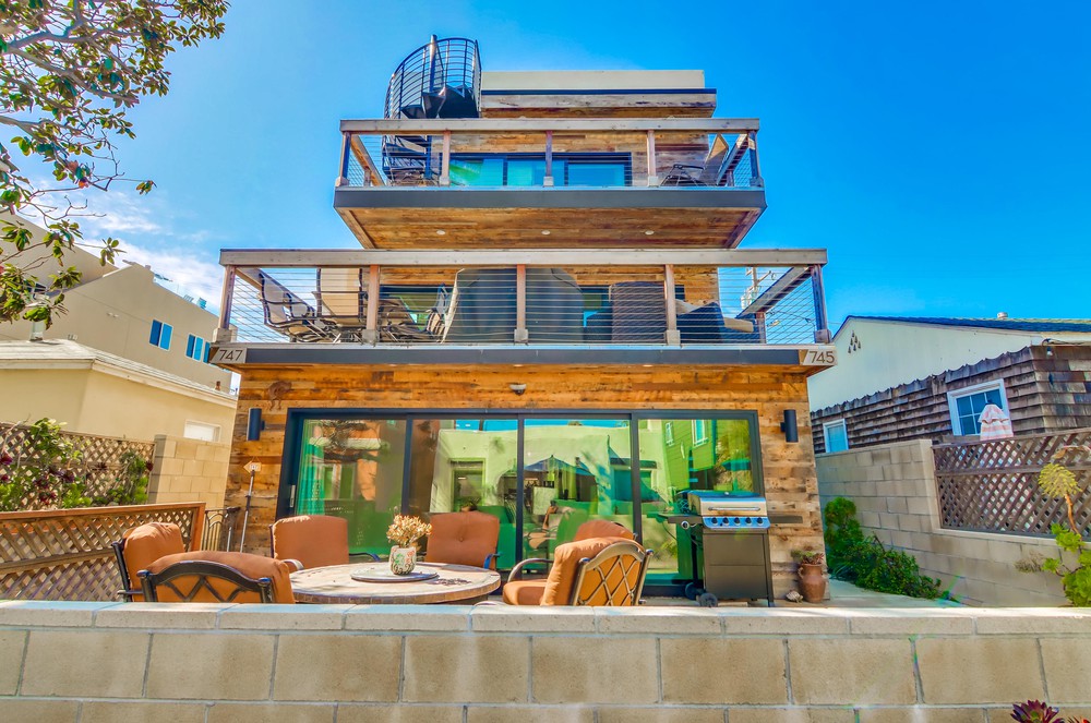 Virtual tour photo 1 of 57 for 745 Island Ct