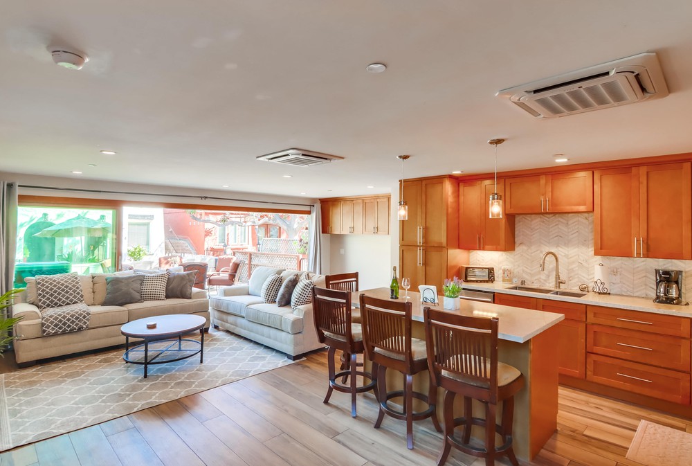 Virtual tour photo 16 of 57 for 745 Island Ct