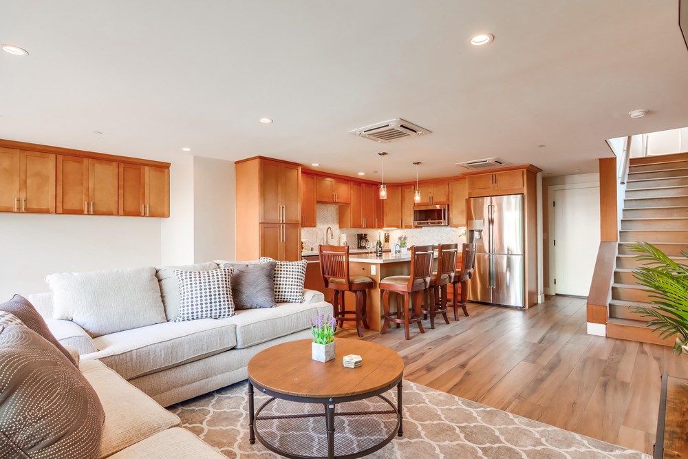 Virtual tour photo 18 of 57 for 745 Island Ct