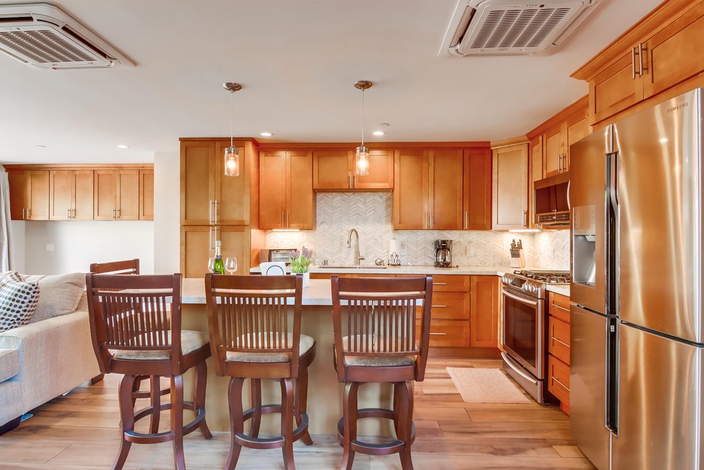 Virtual tour photo 22 of 57 for 745 Island Ct