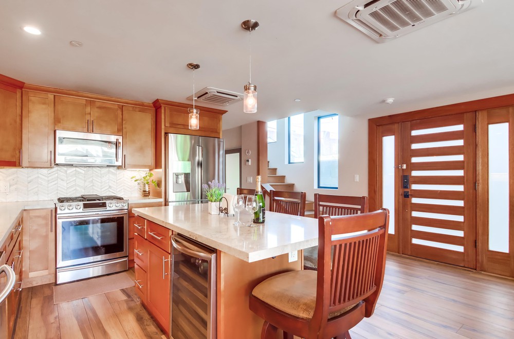 Virtual tour photo 23 of 57 for 745 Island Ct