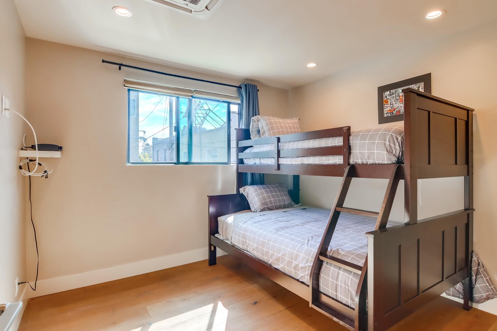 Virtual tour photo 36 of 57 for 745 Island Ct