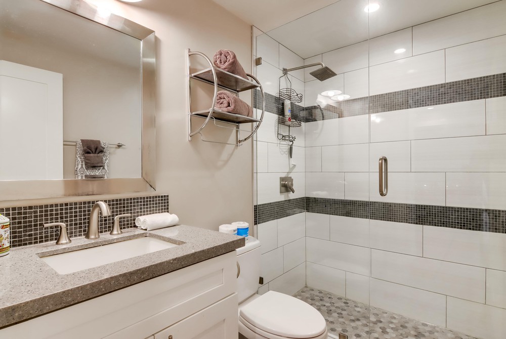 Virtual tour photo 38 of 57 for 745 Island Ct