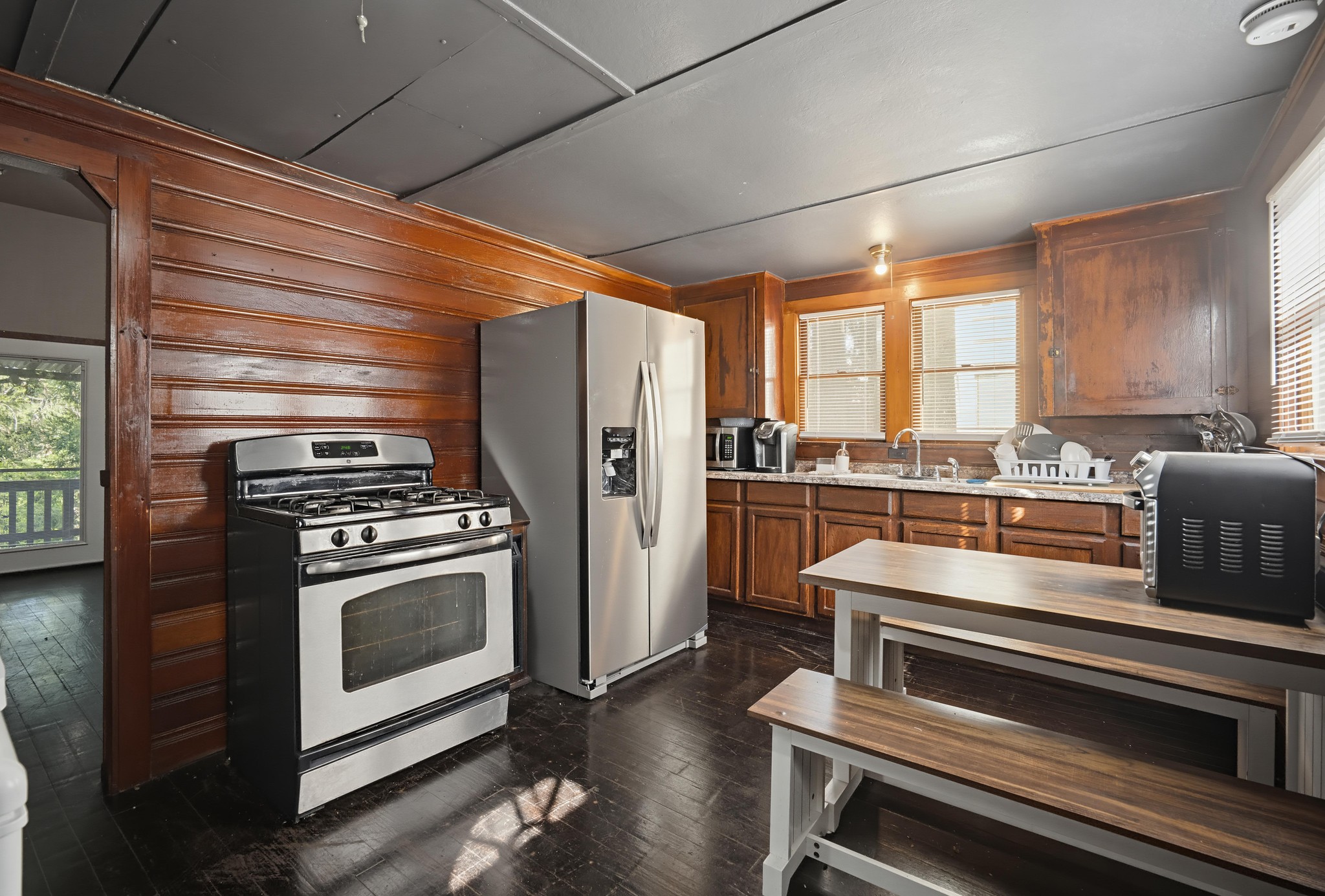 Virtual tour photo 8 of 37 for 745 N Village Ln