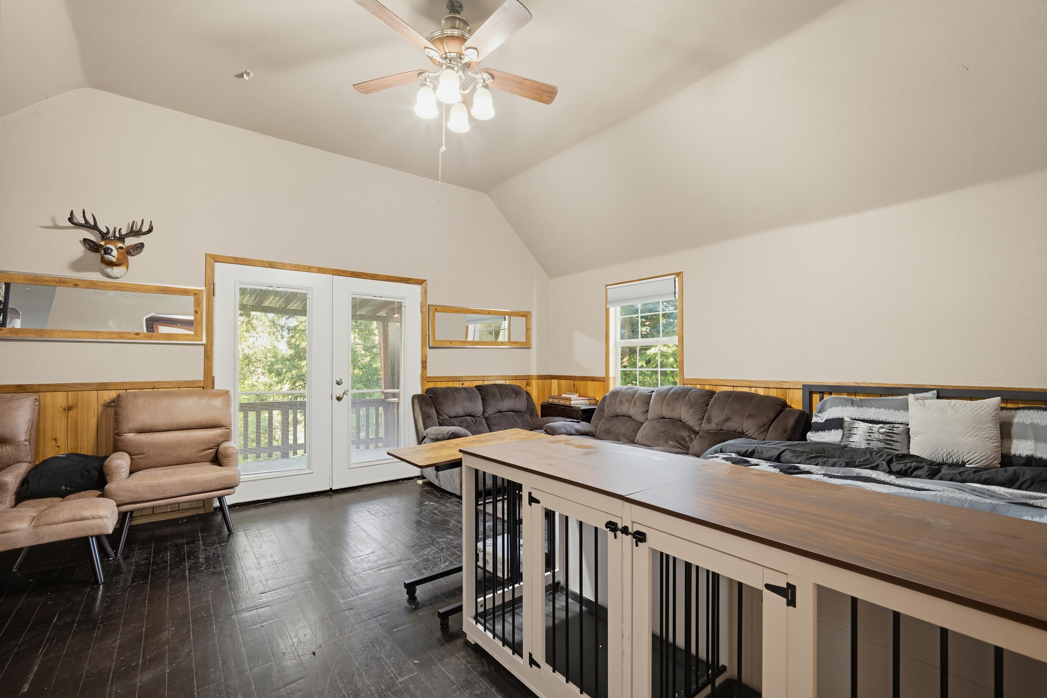 Virtual tour photo 13 of 37 for 745 N Village Ln