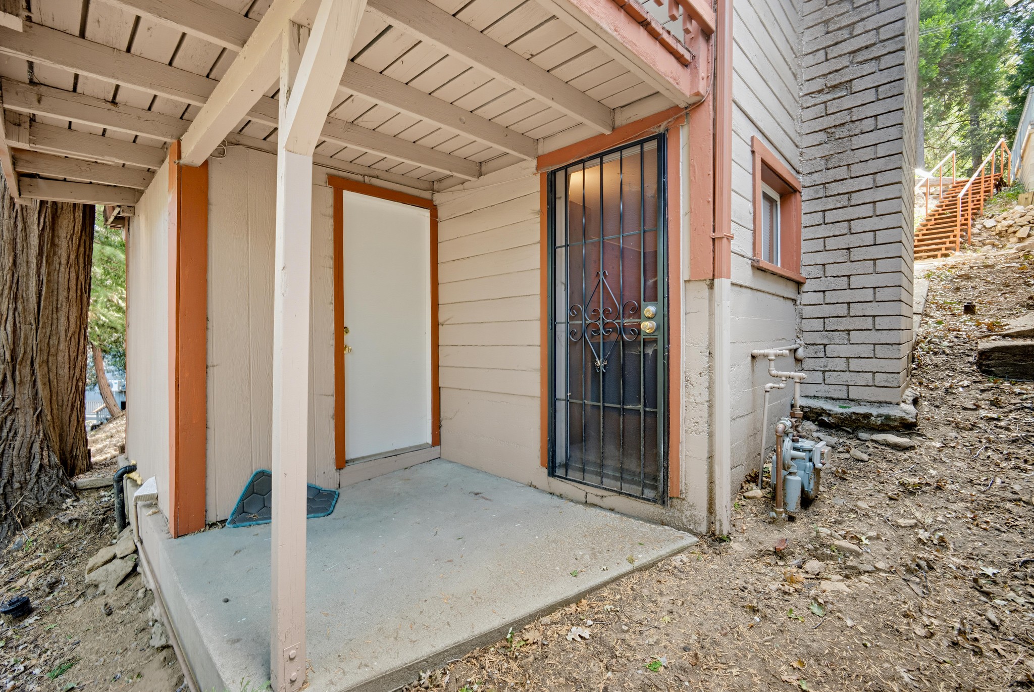 Virtual tour photo 29 of 37 for 745 N Village Ln
