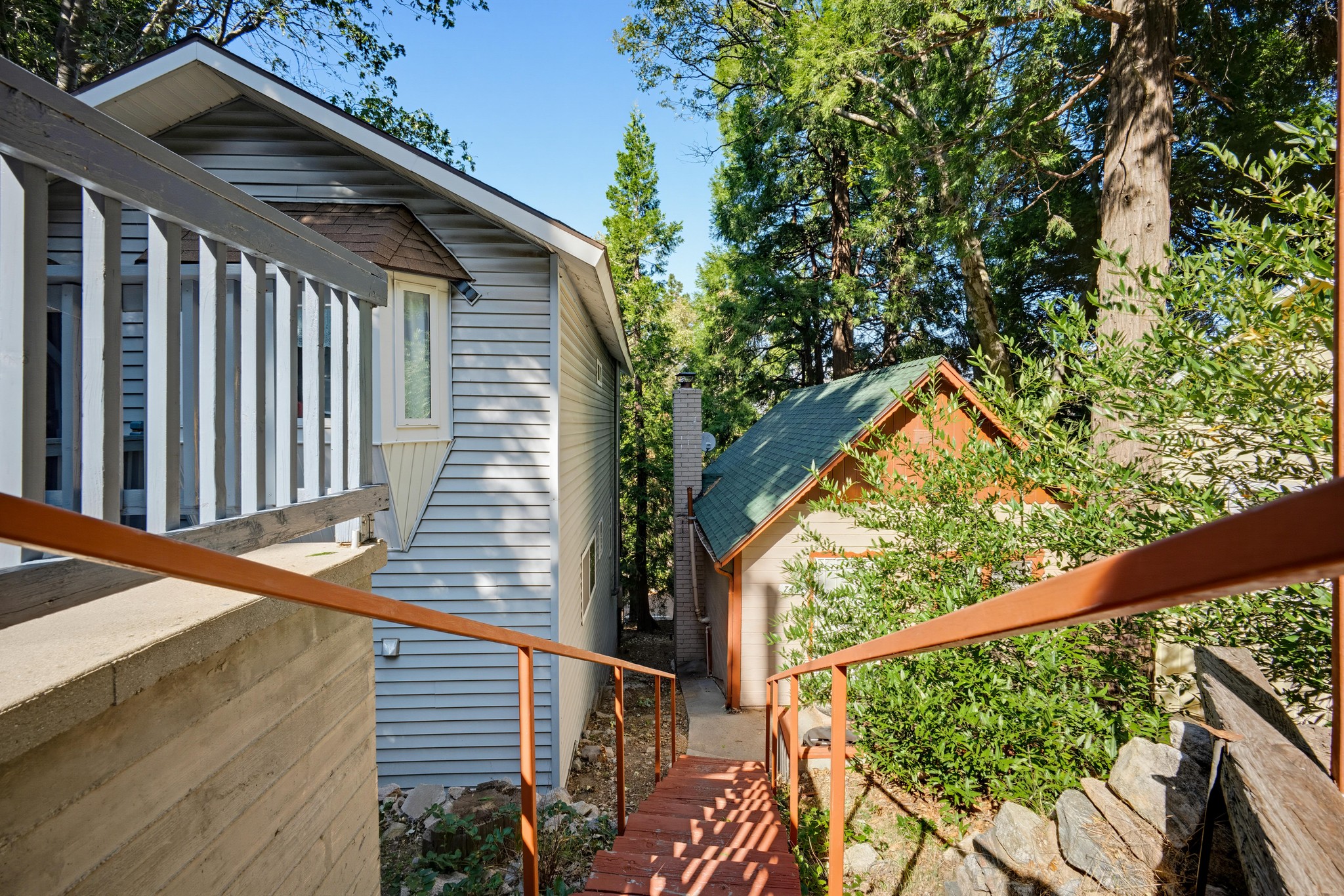 Virtual tour photo 35 of 37 for 745 N Village Ln