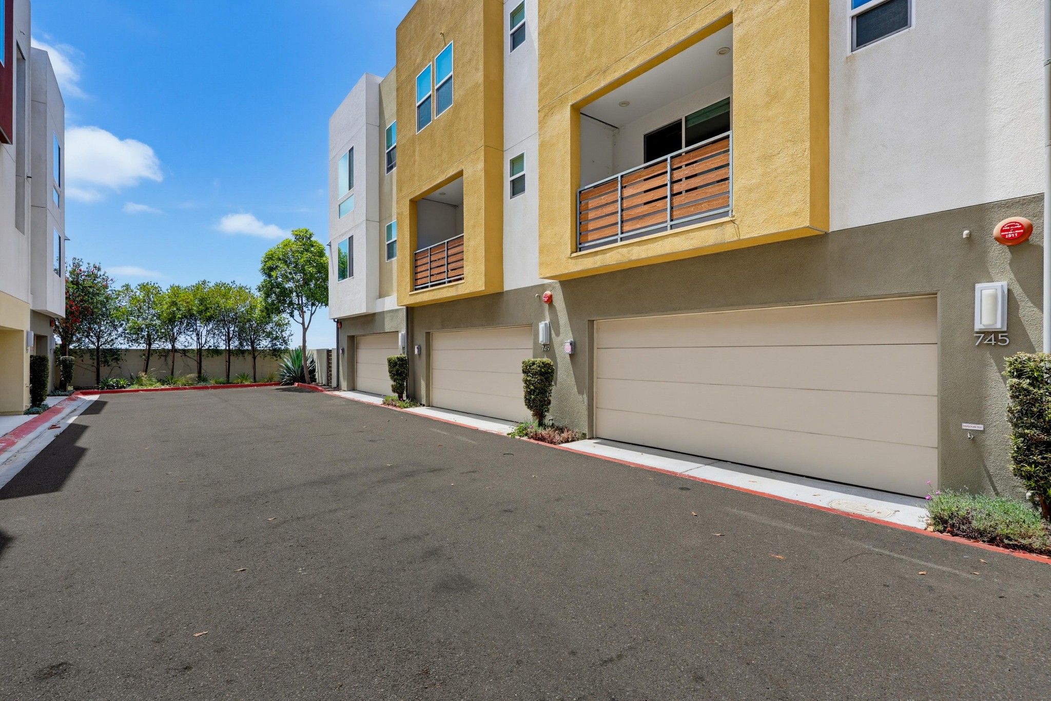 Virtual tour photo 51 of 53 for 745 Shoreline Rd