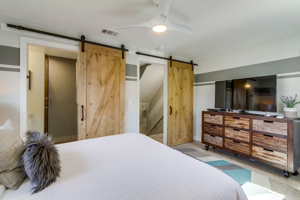 Virtual tour photo 25 of 45 for 745 Zanzibar Ct