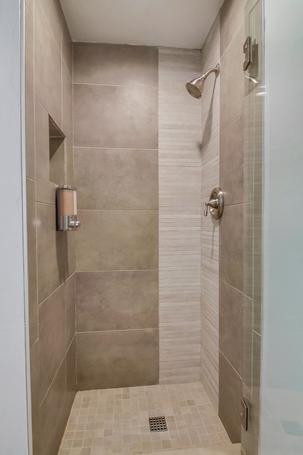 Virtual tour photo 43 of 86 for 745 Zanzibar Ct