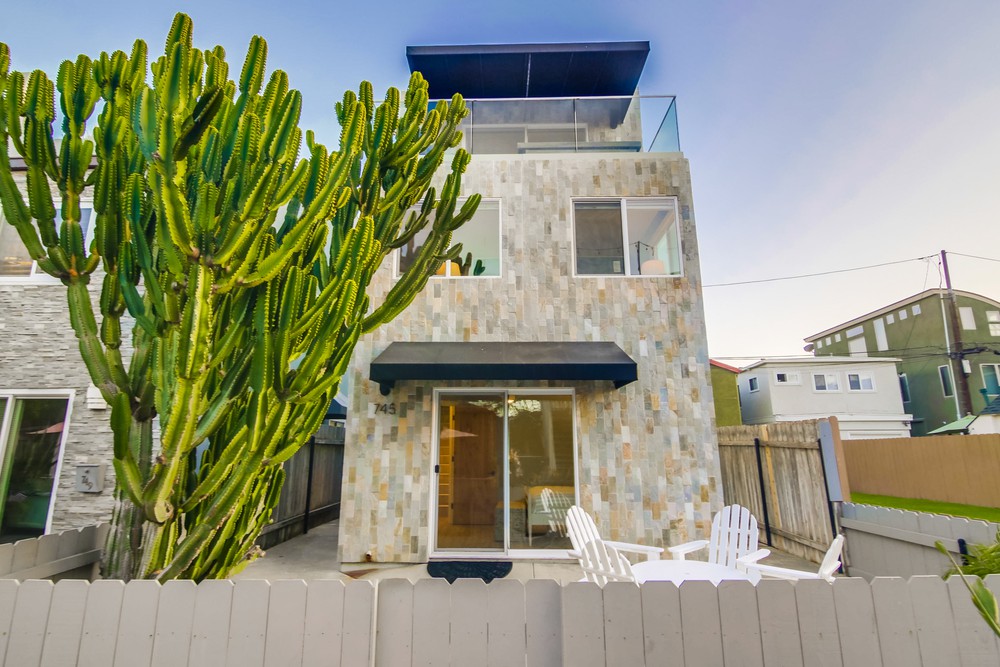 Virtual tour photo 62 of 86 for 745 Zanzibar Ct