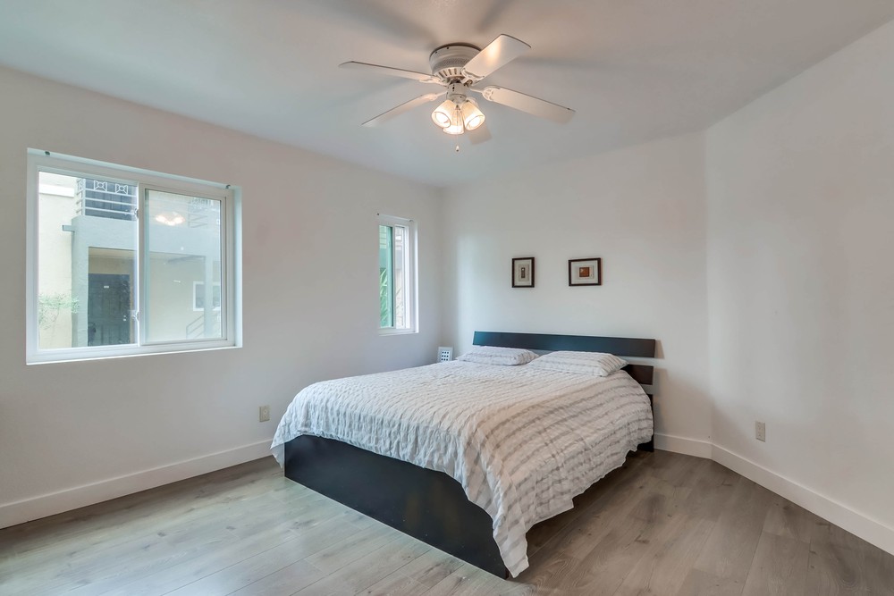 Virtual tour photo 24 of 33 for 7455 Charmant Dr UNIT 1811