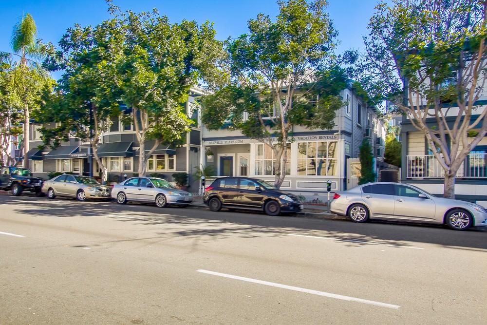 Virtual tour photo 3 of 80 for 747 10th Ave San Diego