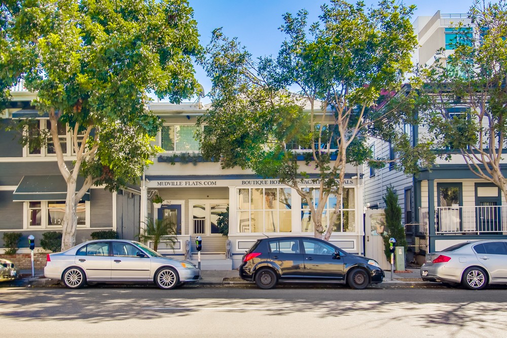 Virtual tour photo 4 of 80 for 747 10th Ave San Diego