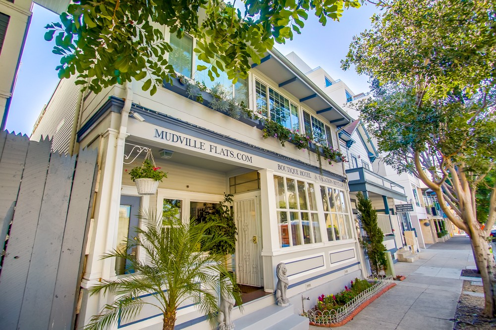Virtual tour photo 6 of 80 for 747 10th Ave San Diego