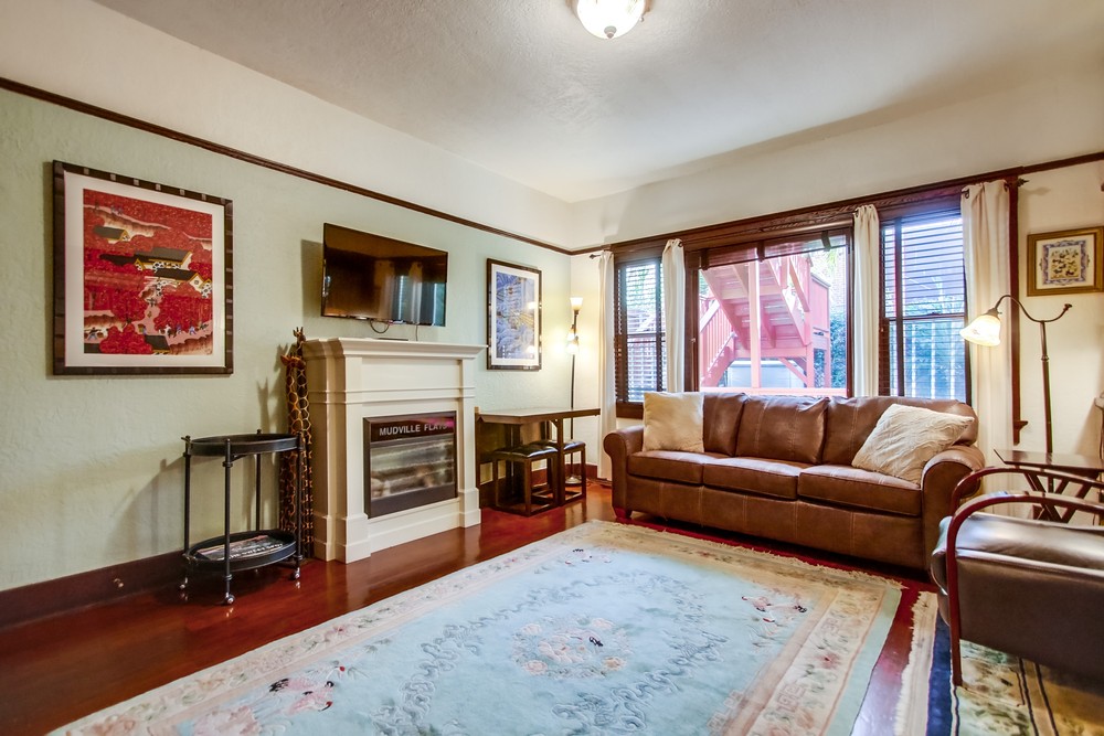 Virtual tour photo 18 of 80 for 747 10th Ave San Diego