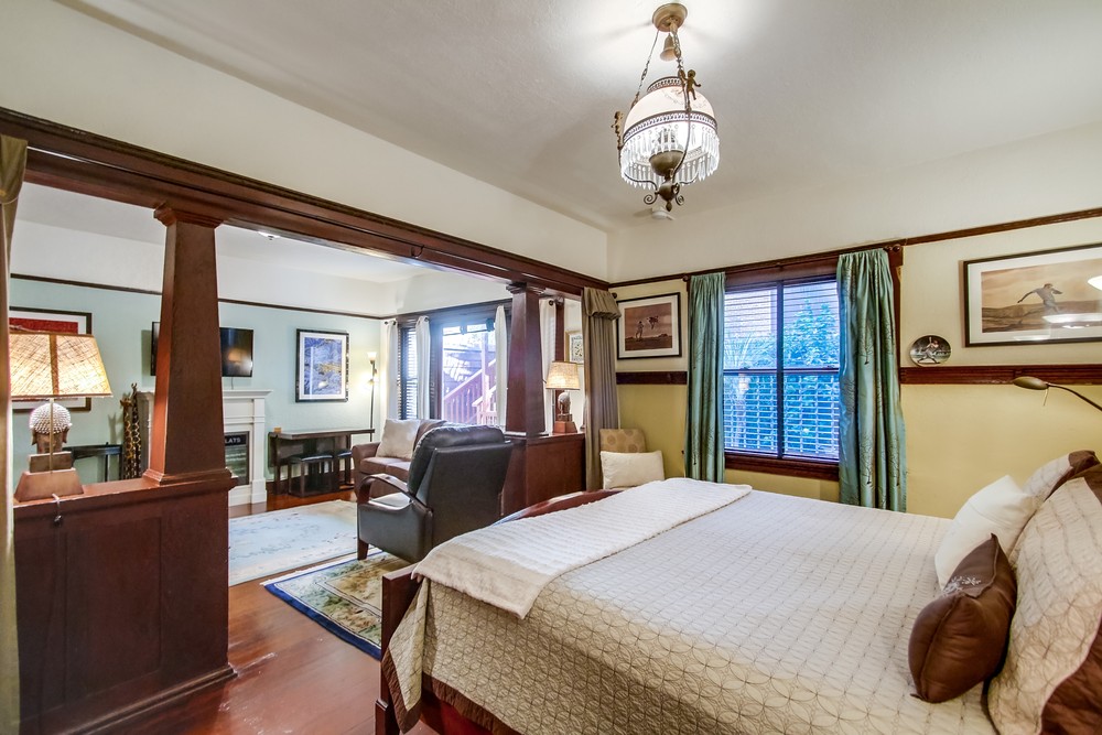 Virtual tour photo 25 of 80 for 747 10th Ave San Diego