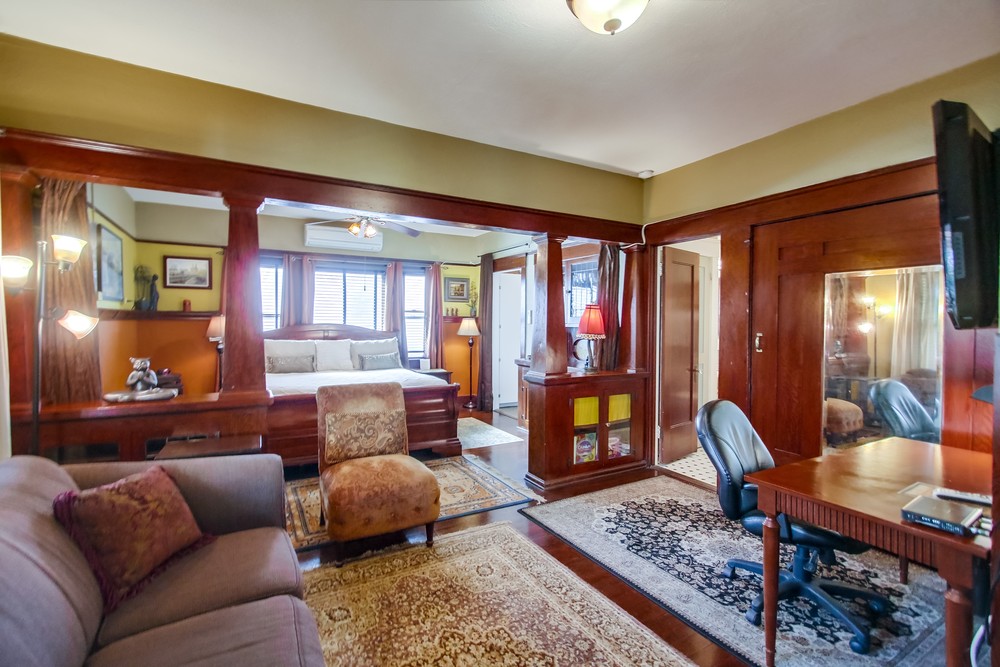 Virtual tour photo 31 of 80 for 747 10th Ave San Diego