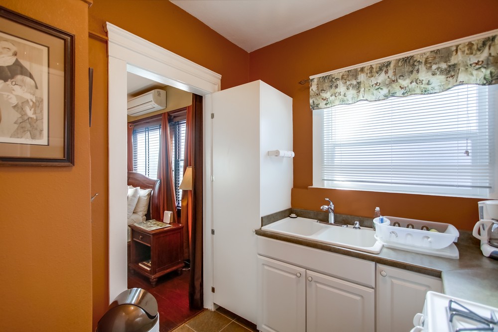 Virtual tour photo 36 of 80 for 747 10th Ave San Diego