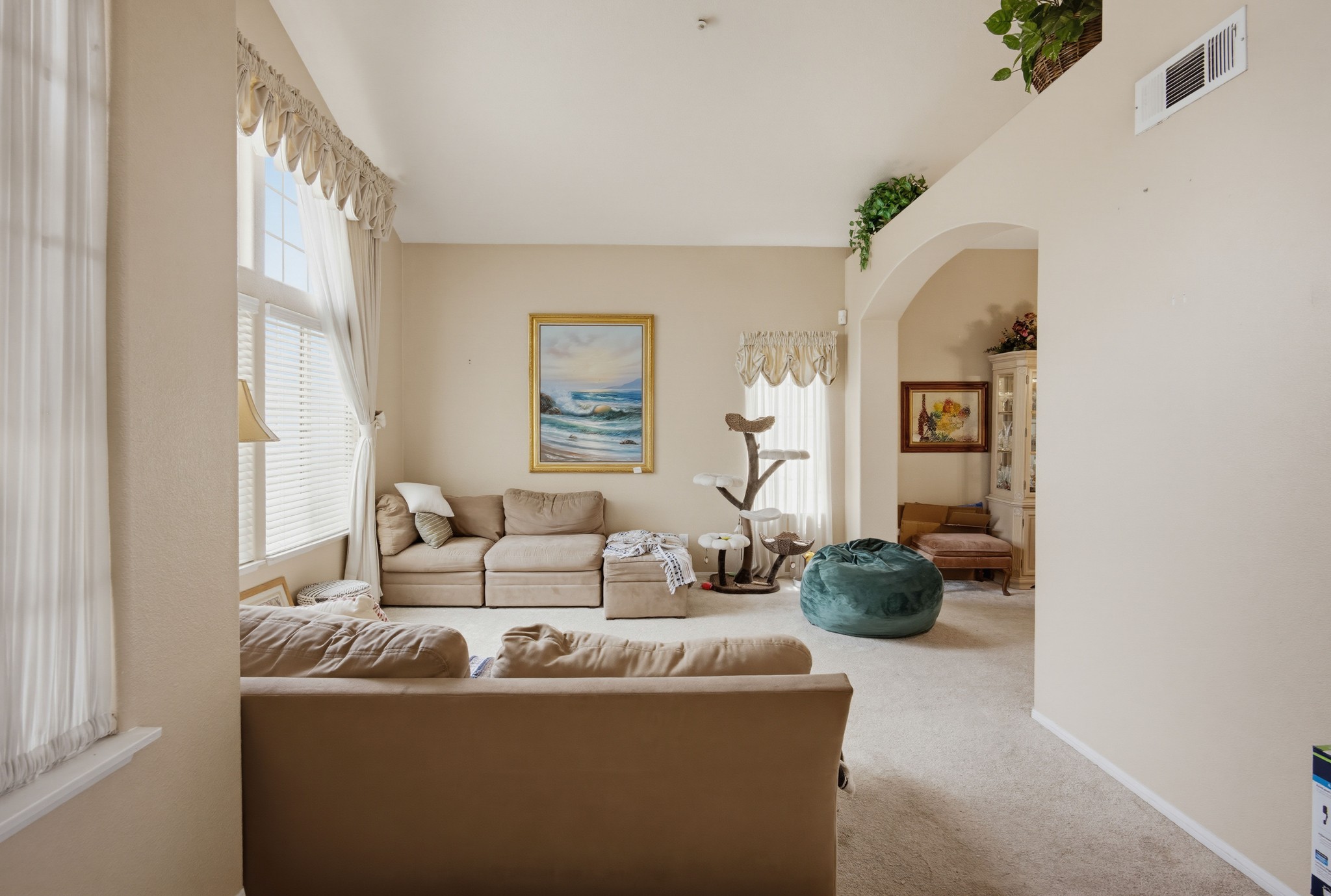 Virtual tour photo 9 of 48 for 7470 Harvard Ct