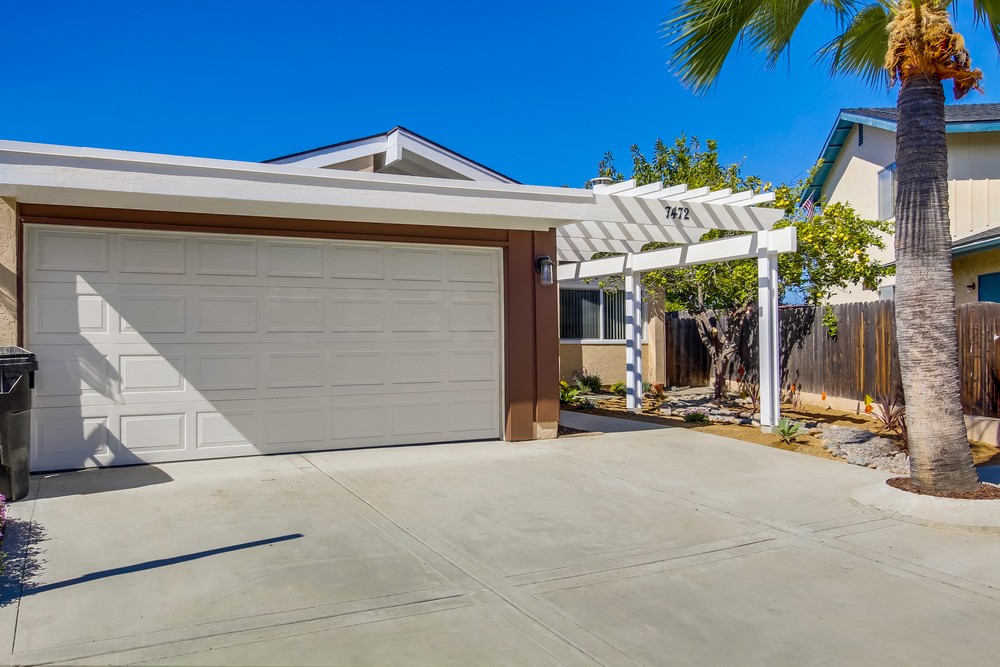 Virtual tour photo 5 of 65 for 7472 Gorge View Terrace